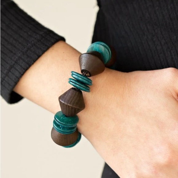 Bermuda Boardwalk - Blue Bracelet - Picture 2 of 2